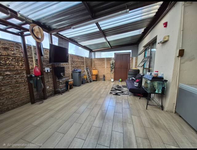 2 BEDROOM APARTMENT FOR SALE IN PARKRAND